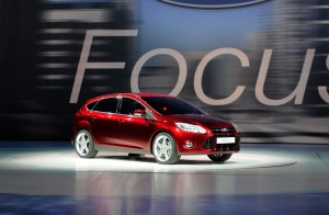 new-ford-focus-2013-hatchback-photo-7